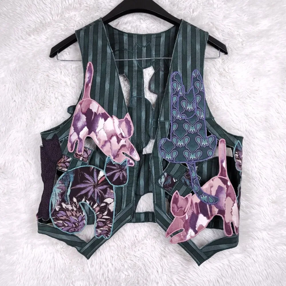 Handmade Patchwork Cat Vest Cutout Quilt Colorful Cats - Picture 1 of 9